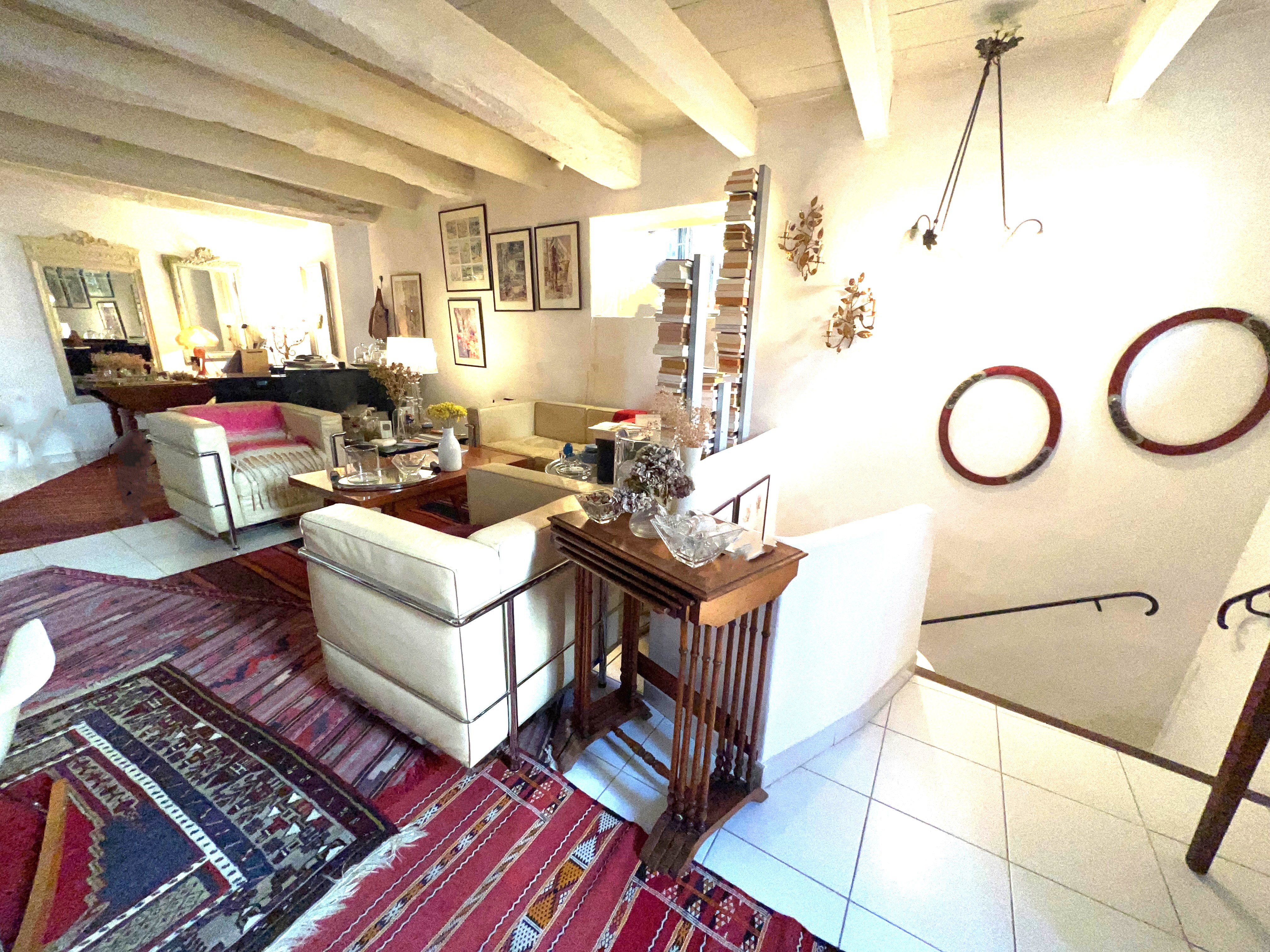 Maison de village avec Chambre d'hote et commerce - Lourmarin - Réf. 289 - Photo 9